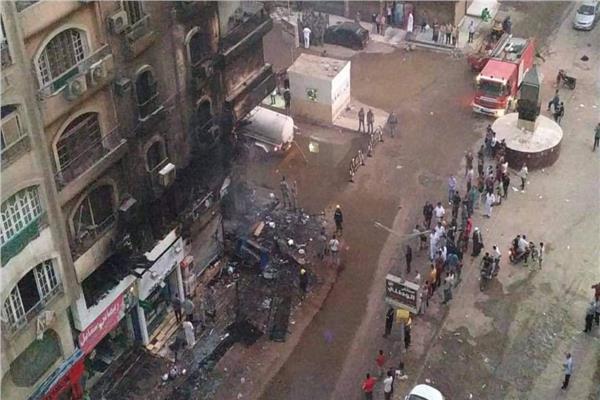 النيابة العامة تنتقل لمعاينة حريق الطالبية 