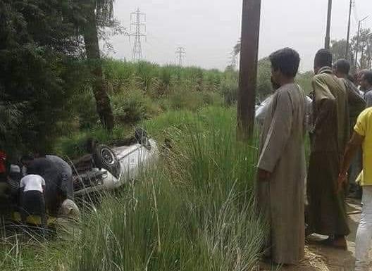 بالأسماء.. مصرع وإصابة 9 أشخاص في حادث تصادم 3 سيارات بطريق الأربعين الزراعي بقنا