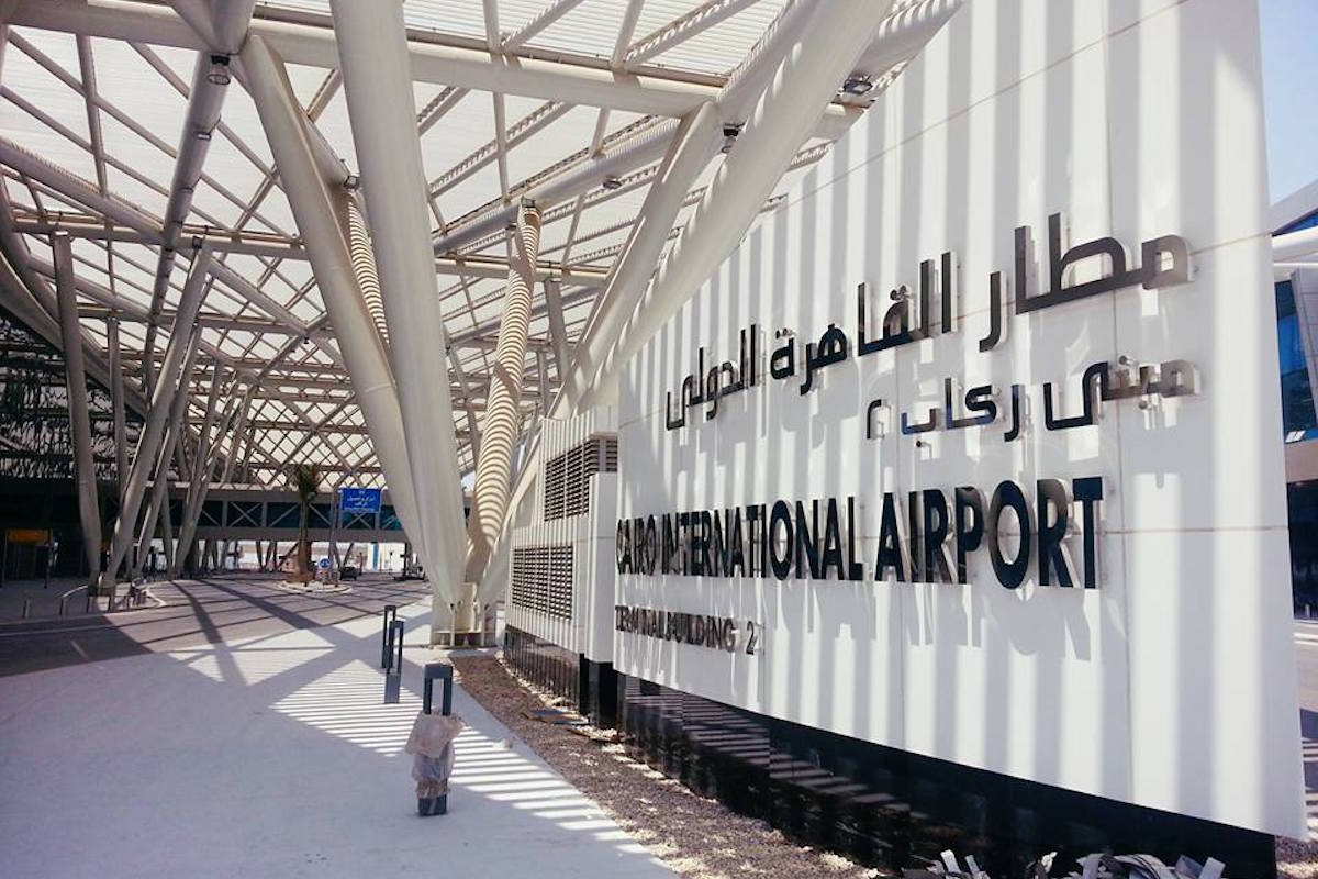 مطار القاهرة يستقبل اليوم ٥ آلاف سائح