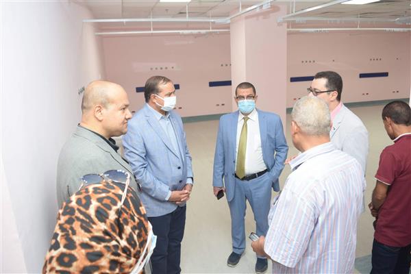 رئيس جامعة سوهاج يتابع التجهيزات النهائية لتشغيل «المستشفى الجديد»