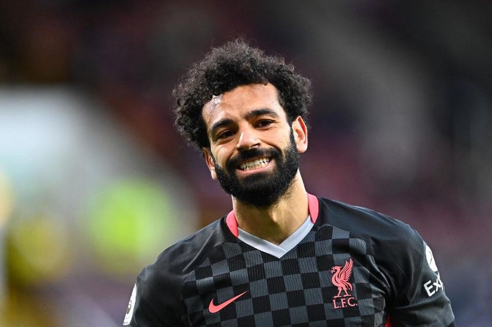 محمد صلاح يهنئ الأمة الإسلامية بعيد الأضحى