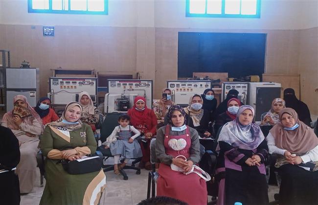 "تمكين المرأة الاقتصادي".. ندوة للقوى العاملة بالبحيرة