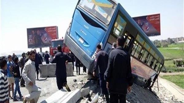 إصابة ٣٤ سيدة بحادث أمام ستاد برج العرب بالإسكندرية