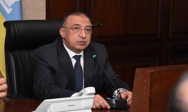 محافظ الإسكندرية: الإخلاء الفورى لعقار بحرى المائل حفاظاً على أرواح المواطنين