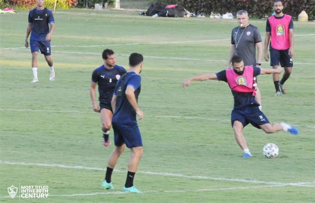 "كارتيرون" يطالب لاعبي الزمالك بالتركيز لحسم لقب الدوري الممتاز