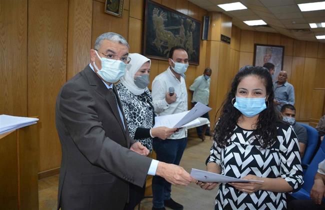 صندوق التنمية المحلية يسلم 124 مشروعا للمرأة المعيلة والشباب بالمنيا