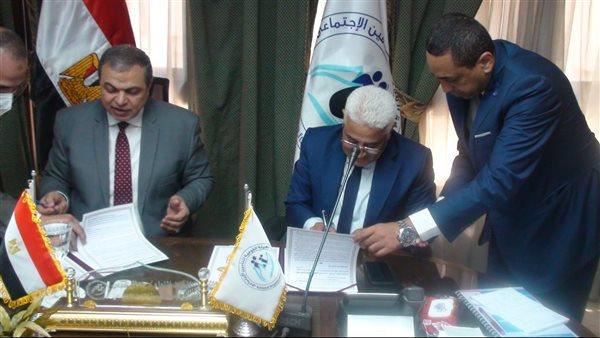 بروتوكول تعاون بين التأمينات والقوى العاملة لدعم العمالة غير المنتظمة