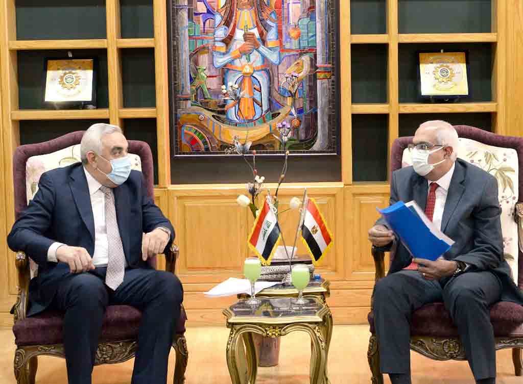 رئيس جامعة المنصورة يستقبل السفير العراقي لدعم  العلاقات  العلمية والثقافية