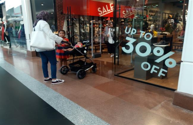 30 % تخفيضات للأوكازيون الصيفى بداية من الإثنين القادم 