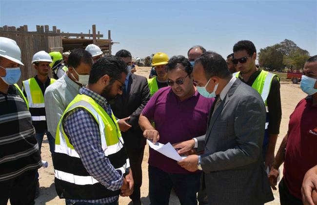 نائب محافظ المنيا يتابع مشروعات «حياة كريمة» بمركز مغاغة