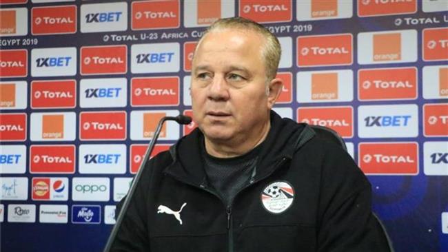 شوقى غريب: أثبتنا أننا قادرين على التأهل وسنقاتل للفوز على البرازيل