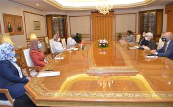   جلسة مباحثات رسمية بين سلطنة عمان والولايات المتحدة الأمريكية لتعزيز التعاون الثنائي