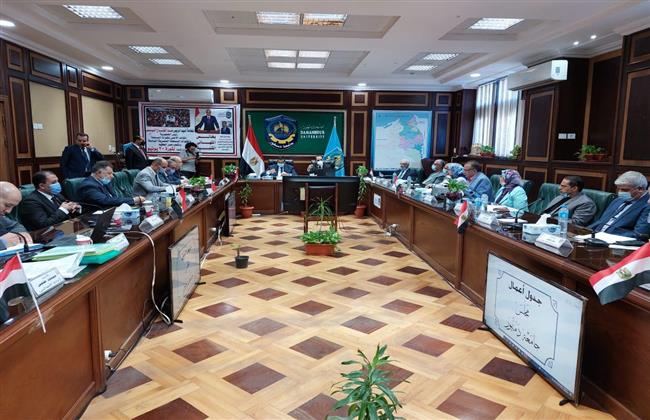 البحيرة تتقدم بالتهنئة للرئيس ولشعب مصر العظيم بمناسبة تدشين مؤتمر «حياة كريمة»