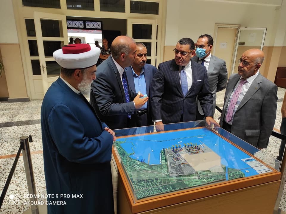 مصر تفوز بمناقصة لتطوير مطار طرابلس اللبناني