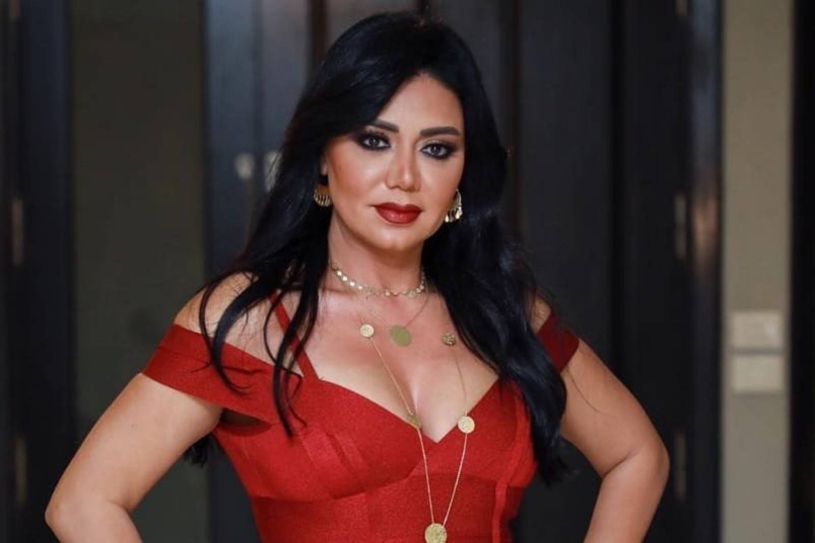 من برشلونة.. رانيا يوسف تخطف الأنظار