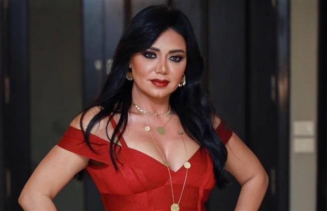 من برشلونة.. رانيا يوسف تخطف الأنظار