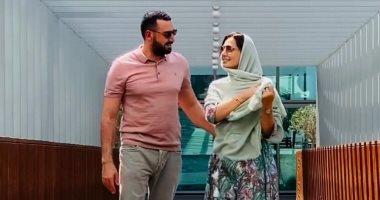 حلا شيحة تلغى متابعة تامر حسنى
