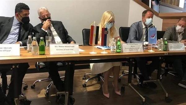 «فودة» يبحث تشغيل خط طيران منتظم من بلجراد لشرم الشيخ