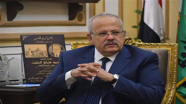الخشت: الانتهاء من تصميمات أثاث جامعة القاهرة الدولية بأكتوبر