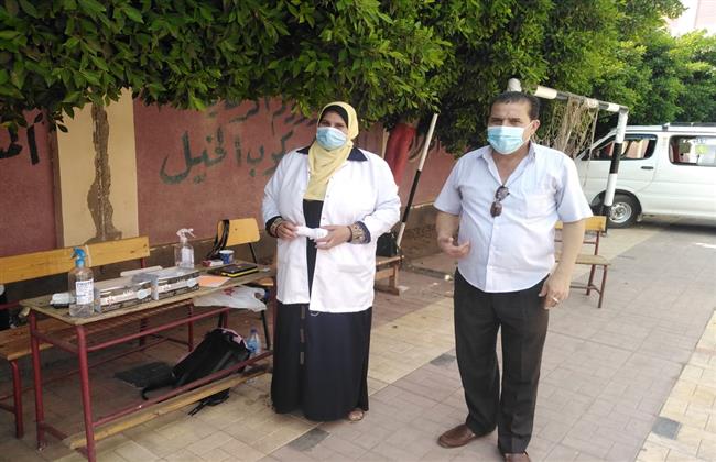 طلاب العلمي يؤدون امتحان «الاستاتيكا» والأحياء بالبحيرة