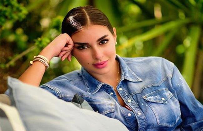 صور| ياسمين صبرى برحلة سفارى فى إسبانيا
