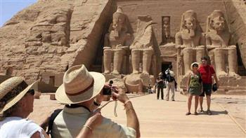 الأقصر: تستقبل أولى رحلات الطيران العارض من أسبانيا 