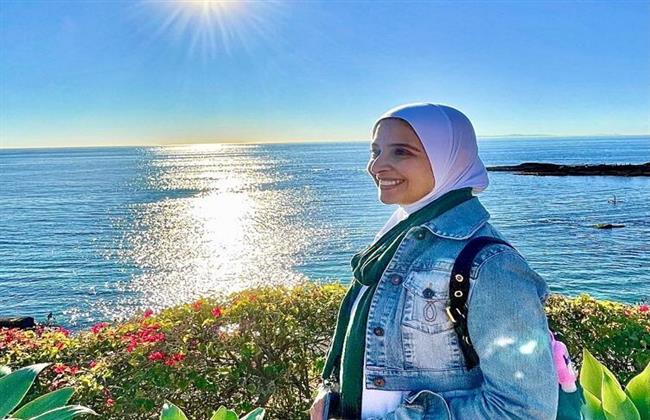 حنان ترك تقفز على التريند بسبب البوركينى| صورة