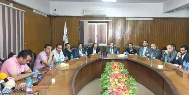 بالأسماء .. رئيس الغرفة التجارية يعتمد تشكيل هيئة مكتب مجلس شباب الأعمال