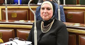   وزيرة التجارة والصناعة في لقاء موسعا مع نظيرها العراقي