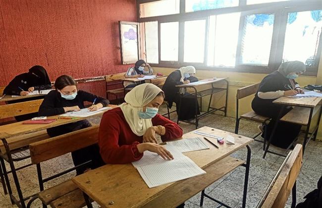 تجهيز 135 لجنة لامتحانات الثانوية بالقليوبية