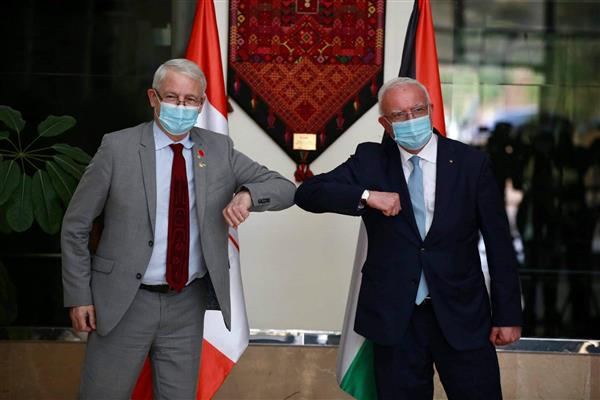المالكي يبحث مع  نظيره الكندي آخر التطورات على الساحة الفلسطينية