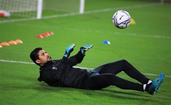 طبيب الأهلي: برنامج تأهيلي لـ«علي لطفي»