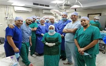   فريق طبى ينجح فى تثبيت كسر بالفقرة الثانية العنقية بمستشفيات جامعة بنى سويف