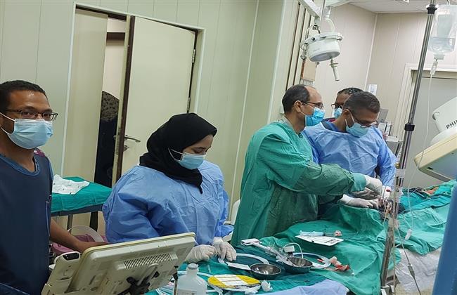 المستشفى الجامعى بأسوان يجري عمليات قسطرة تداخلية طرفية لعدد من مرضي قصور الدورة الدموية