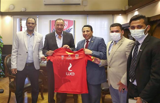 الخطيب يستقبل وفد جامعة بني سويف بمقر الجزيرة 