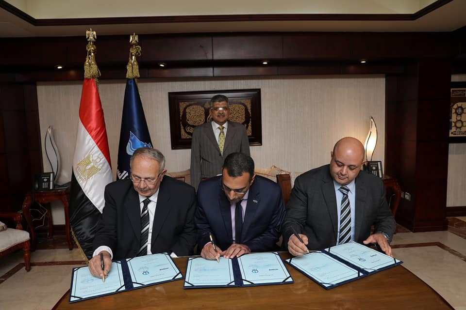 أسامة ربيع يشهد توقيع اتفاقية لتأسيس شركة مساهمة مصرية للصناعات الغذائية