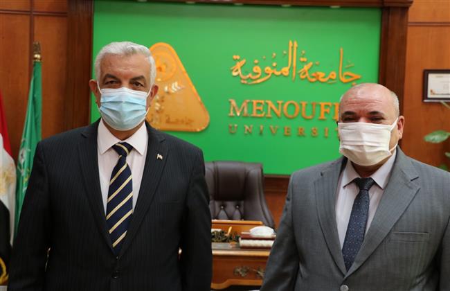 رئيس جامعة المنوفية يعتمد تراكمى الصيدلة مايو ٢٠٢١