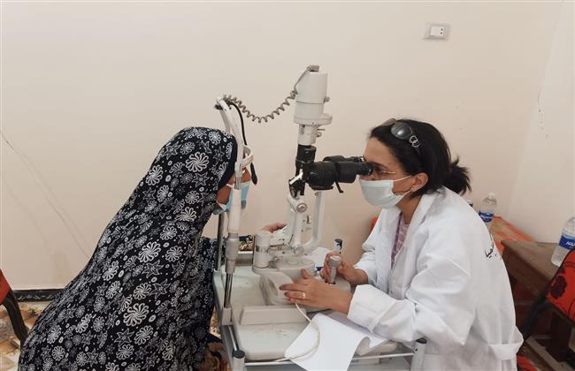 «الصحة» تفحص 1400 مواطن خلال قوافل طبية ببنى سويف
