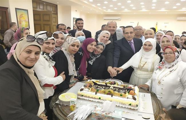 بالصور.. محافظ شمال سيناء يشهد علي عقد قران أول عروس من دار الأيتام 