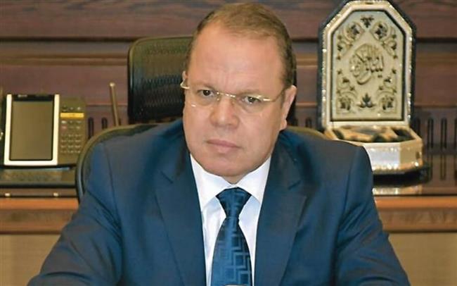 إحالة المتهم باستغلال زوجته وأبنائه فى التسول إلى الجنايات