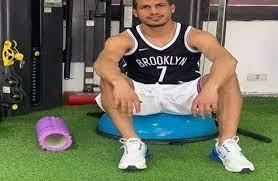 طارق حامد يخوض تدريبات خاصة في «الجيم»