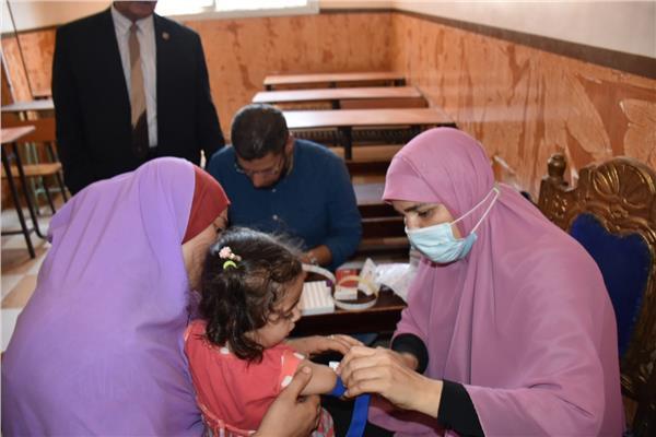قافلة بجامعة السادات تكشف على ٣١٧ مواطن بمبادرة حياة كريمة  