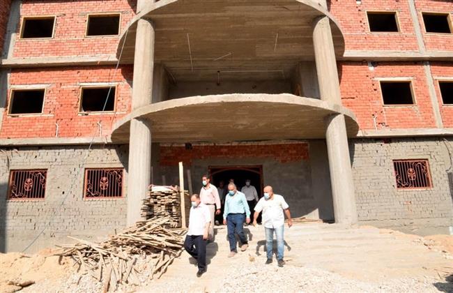 محافظ أسيوط يوجه بتلافى الملاحظات في مركز معلومات حى غرب