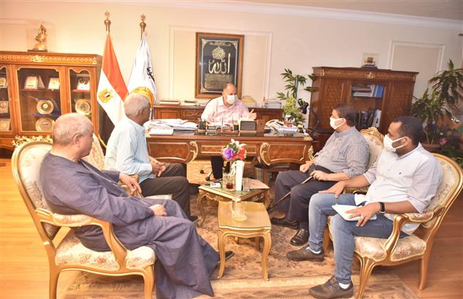 محافظ أسيوط يعلن حلول عاجلة لتطوير مركز شباب منفلوط 