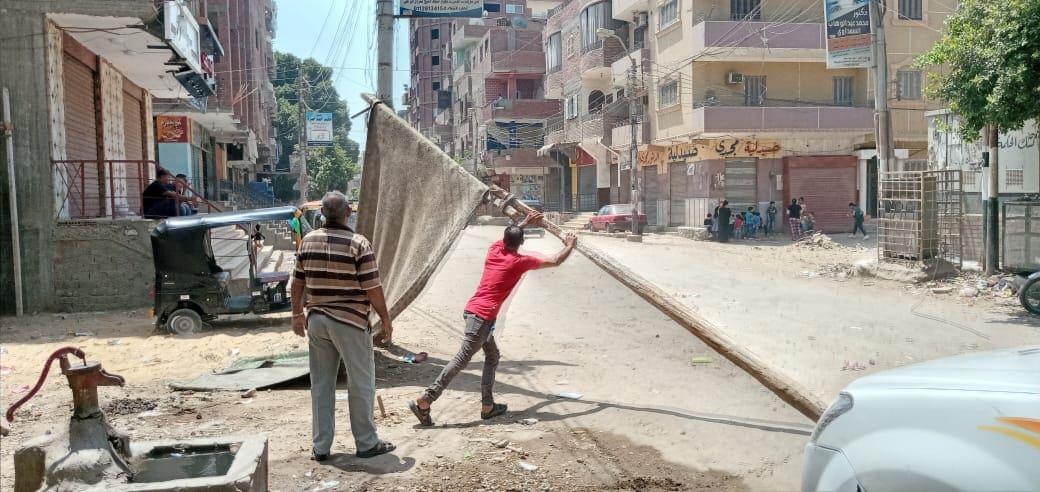 إزالة 40 حالة إشغال من شوارع مدينة الفشن ببنى سويف