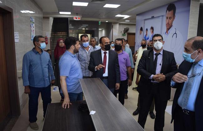 نائب محافظ المنيا يتابع سير العمل بمراكز تلقي لقاح كورونا