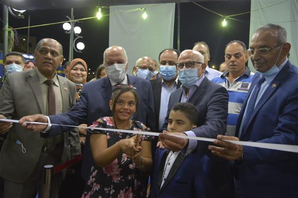 محافظ بورسعيد يفتتح مستشفى المعلمين بحى المناخ