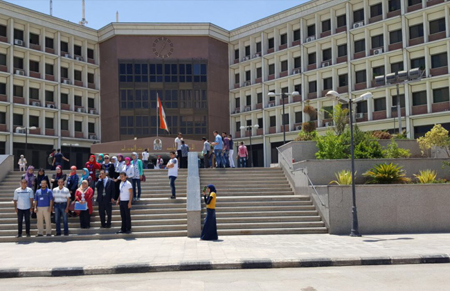 انطلاق امتحانات الدراسات العليا بمعهد بحوث ودراسات البيولوجيا بجامعة أسيوط