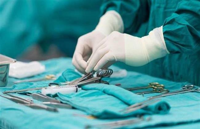 جراحة متقدمة بالعمود الفقرى لعلاج مريضة بالشلل بمستشفى برج العرب  السقعان : المستشفى اصبحت مركز متخصص لجراحات 