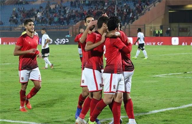 10 لاعبين مستبعدين من قائمة الأهلى أمام طلائع الجيش